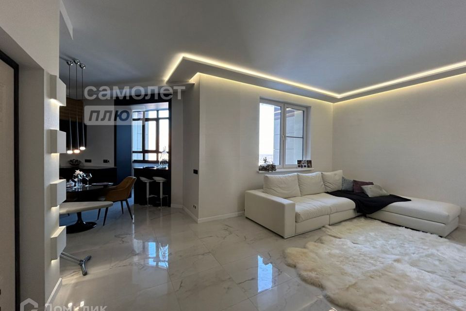 Продаётся 2-комнатная квартира, 68.2 м²