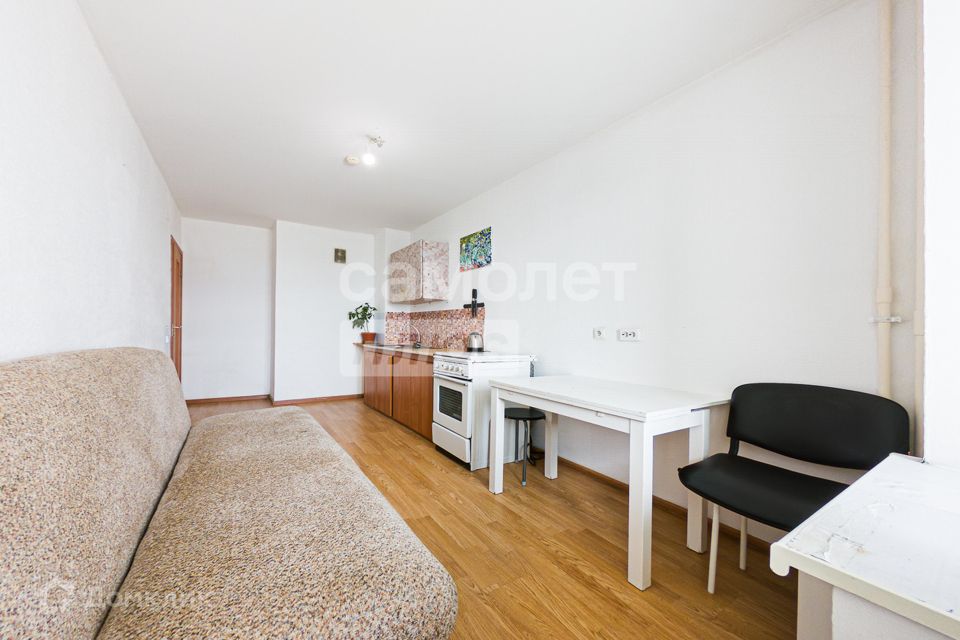 Продаётся 1-комнатная квартира, 40.4 м²