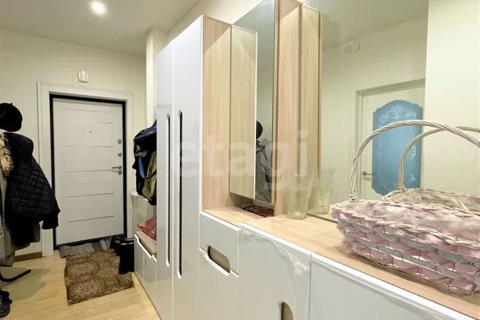 Продаётся 2-комнатная квартира, 56.2 м²