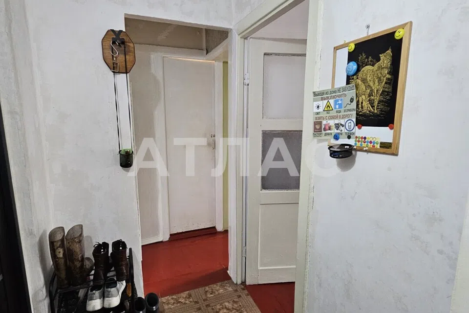 Продаётся 3-комнатная квартира, 57.6 м²