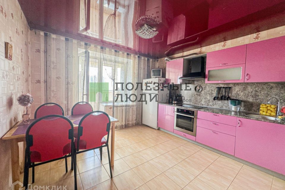 Сдаётся 2-комнатная квартира, 75 м²