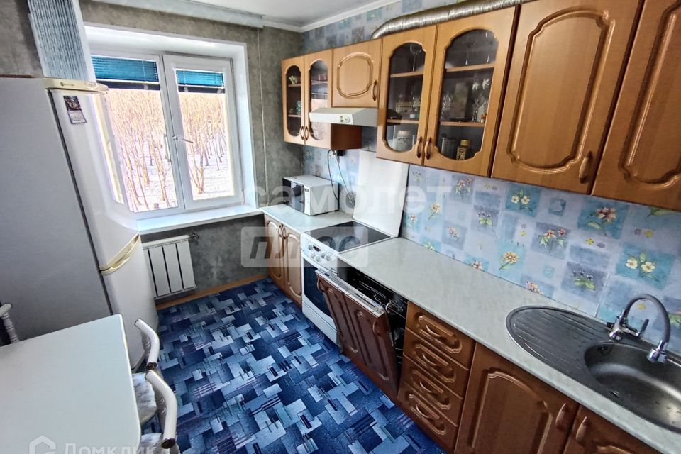 Продаётся 4-комнатная квартира, 77 м²