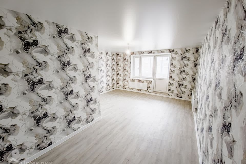 Продаётся 1-комнатная квартира, 42.7 м²