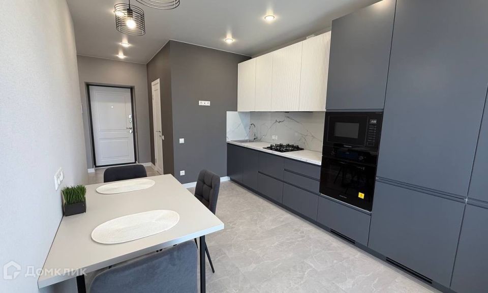Продаётся 1-комнатная квартира, 39.7 м²