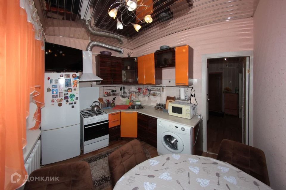 Продаётся 1-комнатная квартира, 37.2 м²