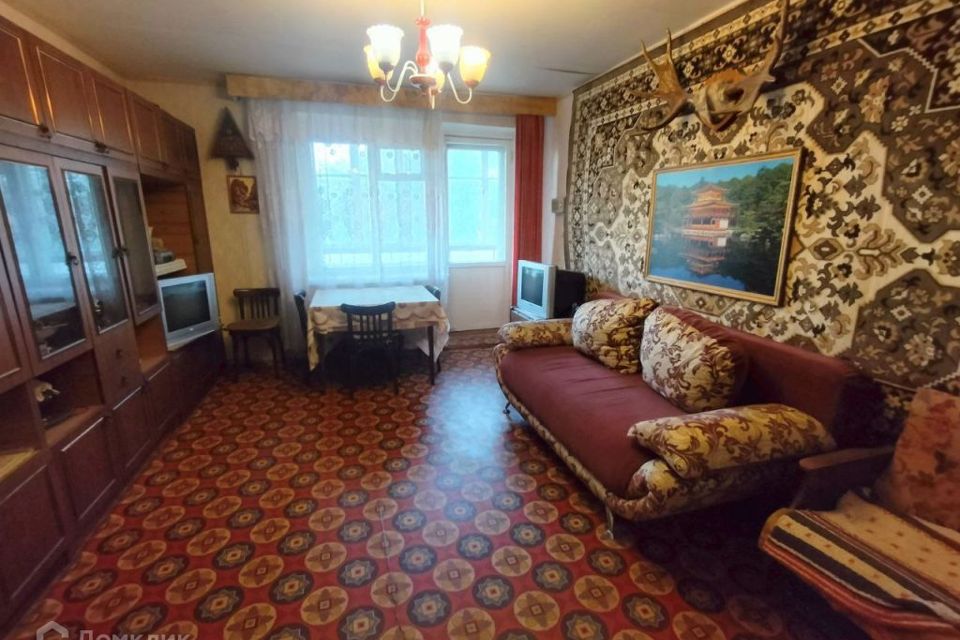 Продаётся 3-комнатная квартира, 61.8 м²