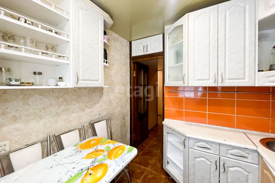 Продаётся 3-комнатная квартира, 57.1 м²