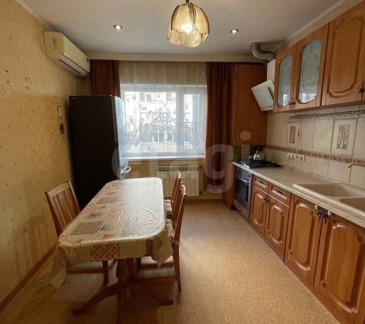 Продаётся 3-комнатная квартира, 69.2 м²