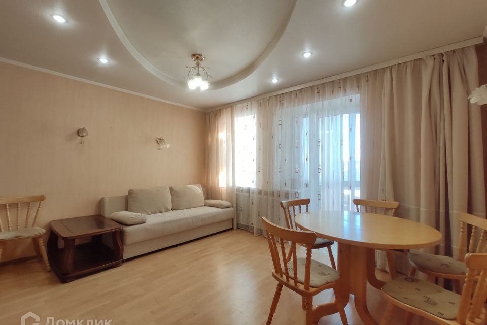 Продаётся 3-комнатная квартира, 100 м²