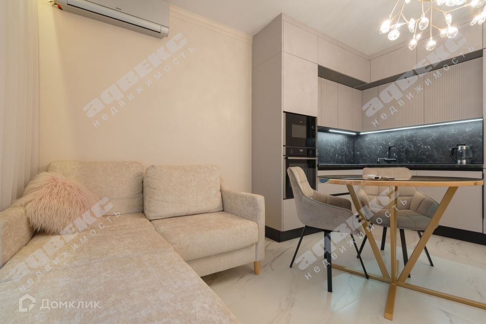 Сдаётся 1-комнатная квартира, 51 м²