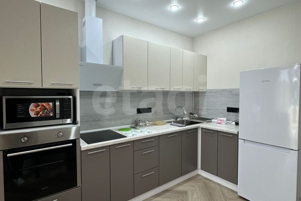 Сдаётся 1-комнатная квартира, 40.3 м²