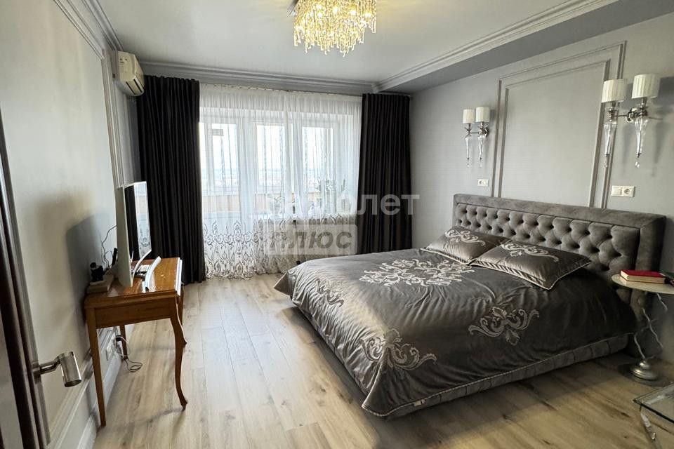 Продаётся 2-комнатная квартира, 72.2 м²
