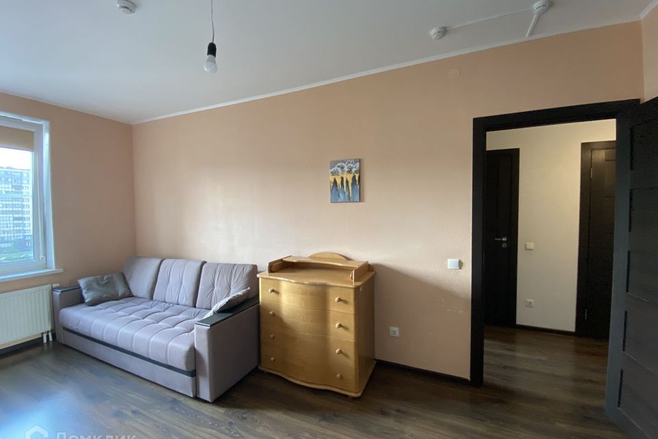 Продаётся 1-комнатная квартира, 37.7 м²