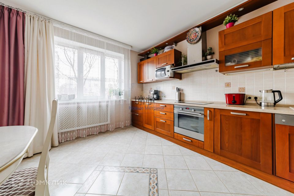 Продаётся 3-комнатная квартира, 80 м²
