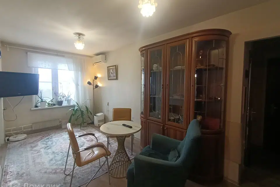 Продаётся 3-комнатная квартира, 58.5 м²