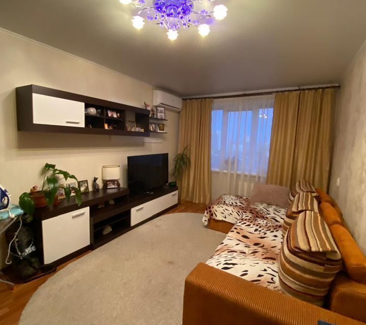 Продаётся 1-комнатная квартира, 35.8 м²