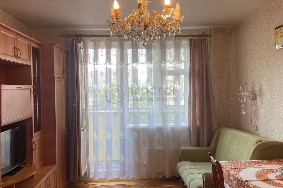 Продаётся 1-комнатная квартира, 37.6 м²