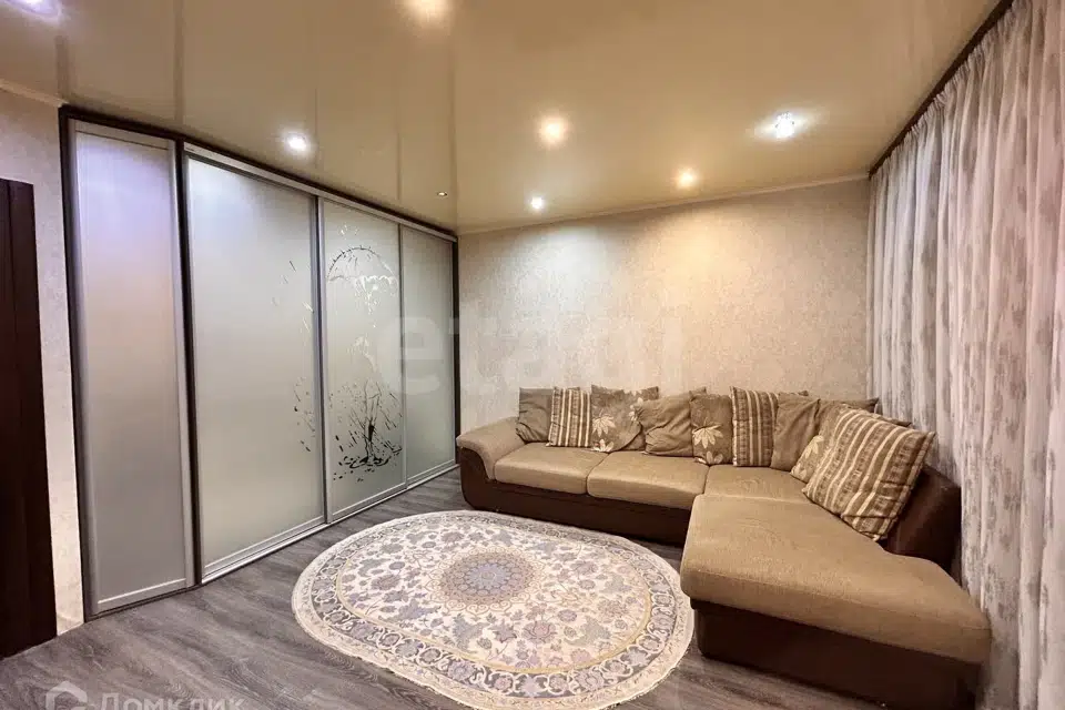 Продаётся 2-комнатная квартира, 60.3 м²