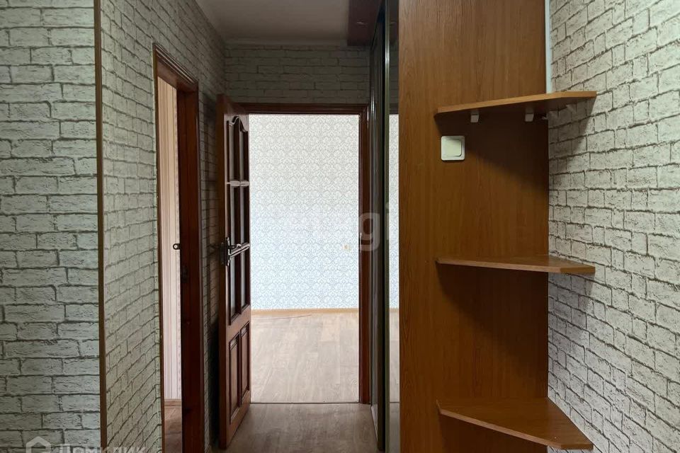 Продаётся 3-комнатная квартира, 61.8 м²