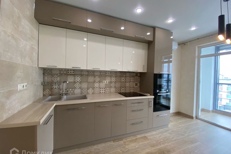 Продаётся 1-комнатная квартира, 43.68 м²