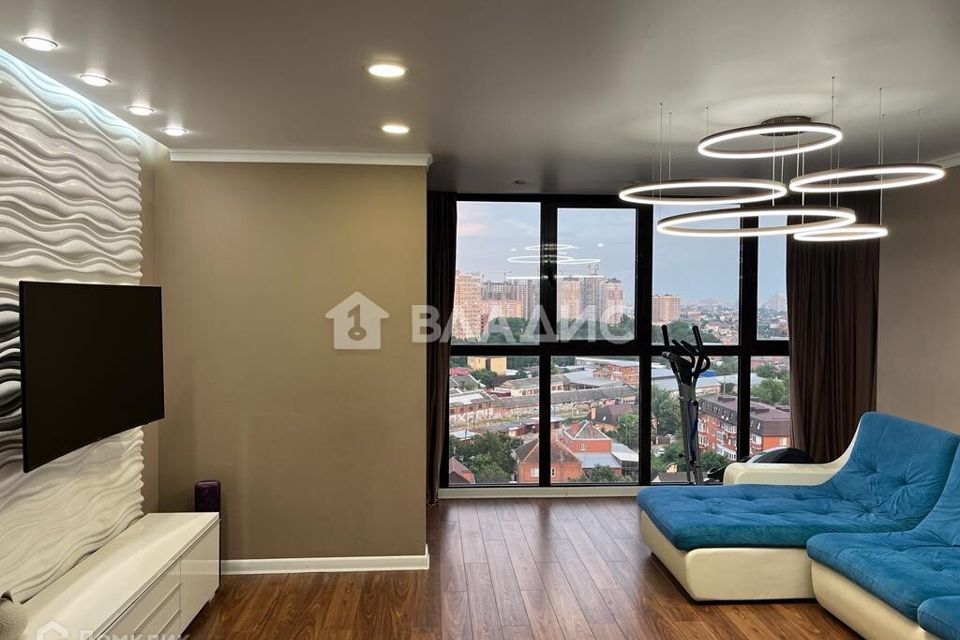 Продаётся 2-комнатная квартира, 97.9 м²
