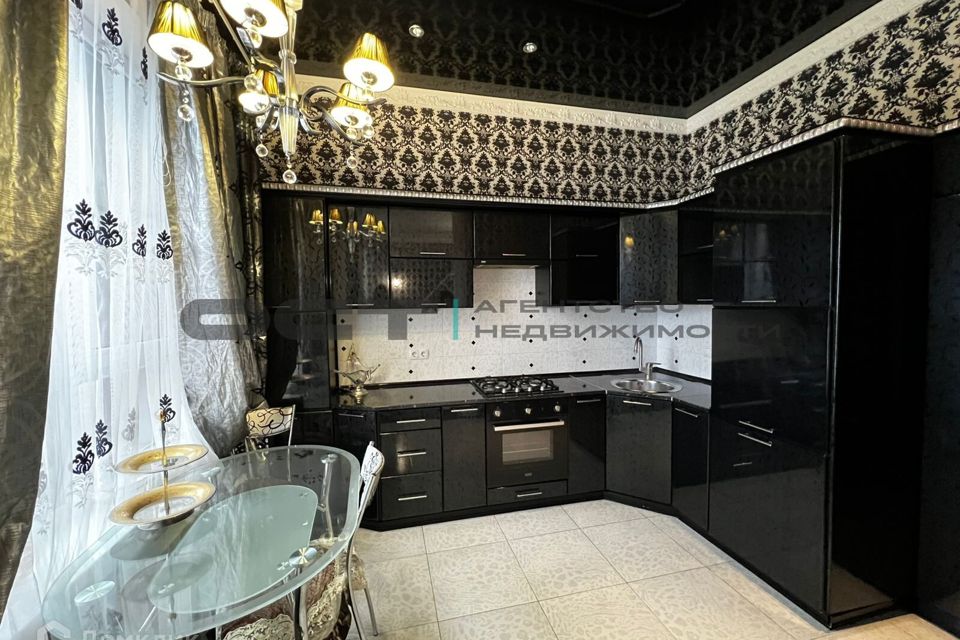 Продаётся 1-комнатная квартира, 54 м²