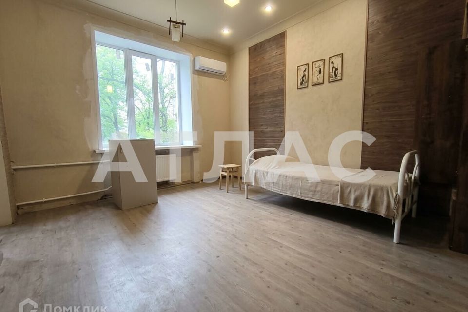 Продаётся 2-комнатная квартира, 69.8 м²
