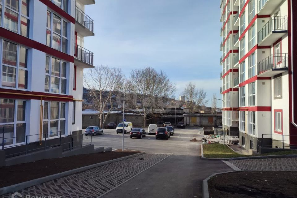 Продаётся 1-комнатная квартира, 45.2 м²