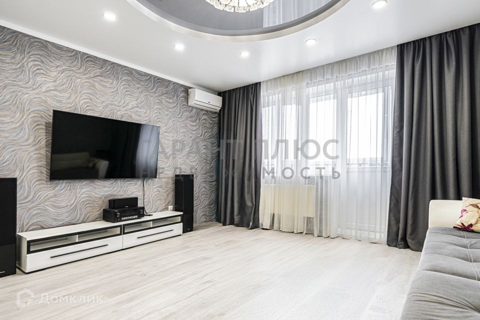 Продаётся 3-комнатная квартира, 110 м²