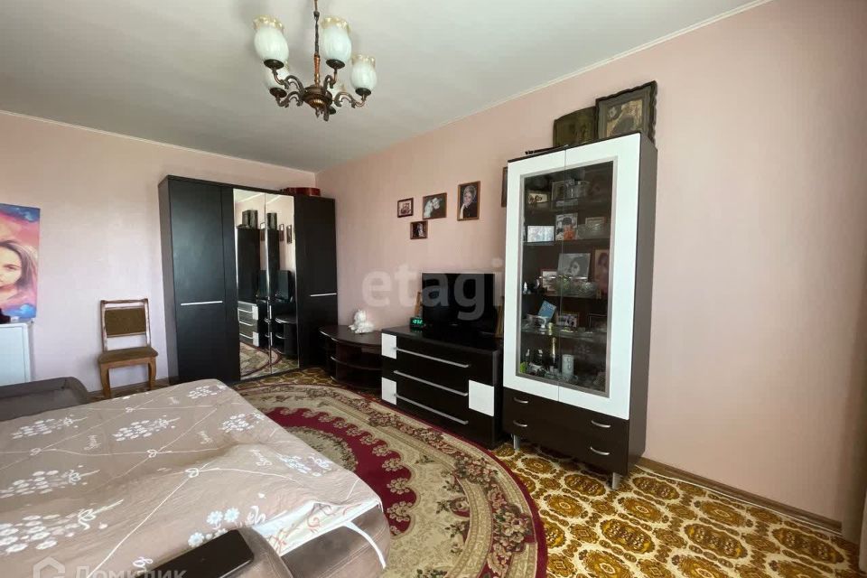 Продаётся 1-комнатная квартира, 37.9 м²