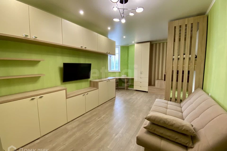 Продаётся 3-комнатная квартира, 102.4 м²