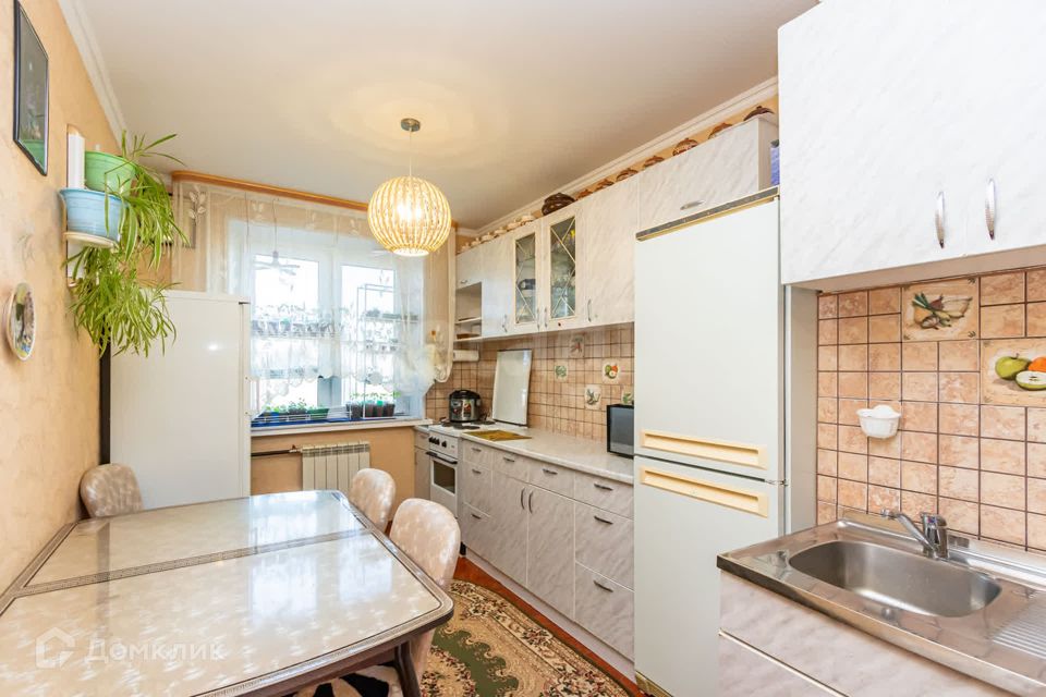 Продаётся 3-комнатная квартира, 65.5 м²