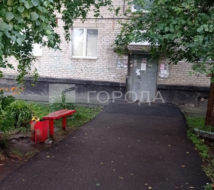 Продаётся 2-комнатная квартира, 42.1 м²