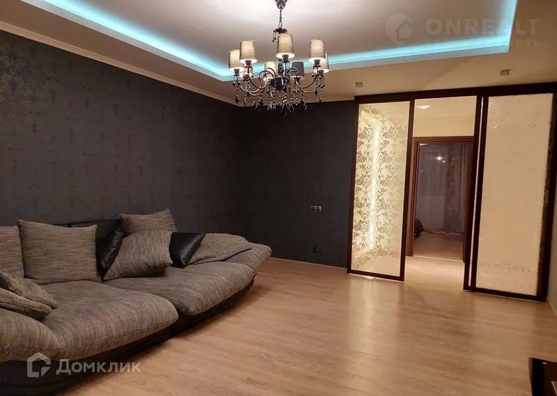 Сдаётся 2-комнатная квартира, 75 м²