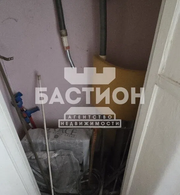 Продаётся 3-комнатная квартира, 48.5 м²