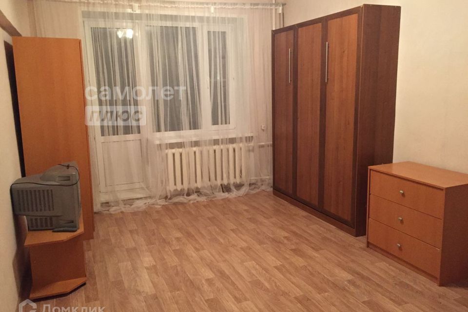 Продаётся 1-комнатная квартира, 37.9 м²