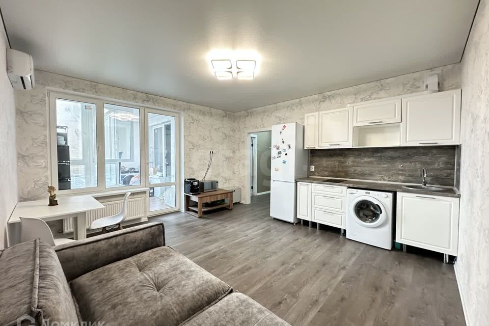 Продаётся 1-комнатная квартира, 40.7 м²