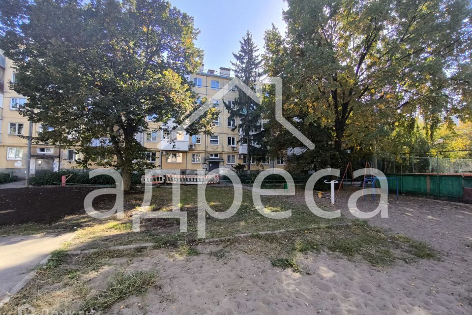 Продаётся 2-комнатная квартира, 43.8 м²