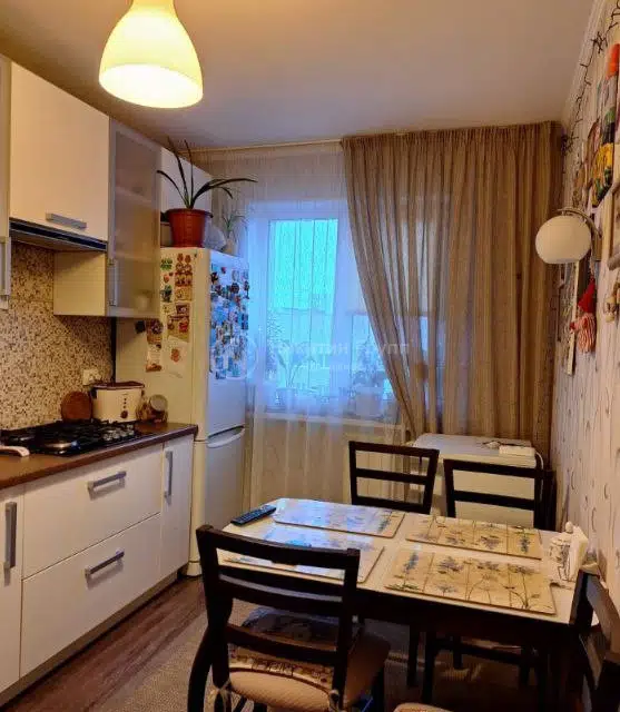 Продаётся 3-комнатная квартира, 63.2 м²