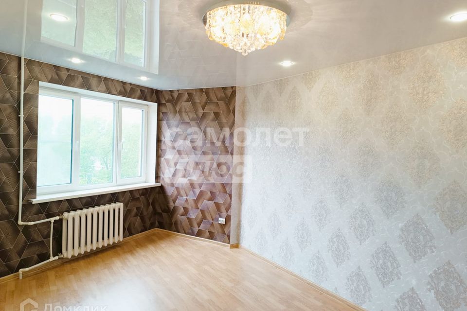 Продаётся 3-комнатная квартира, 63 м²