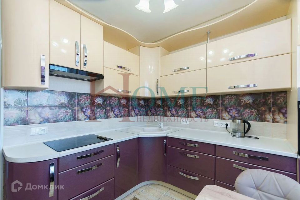 Сдаётся 2-комнатная квартира, 64 м²