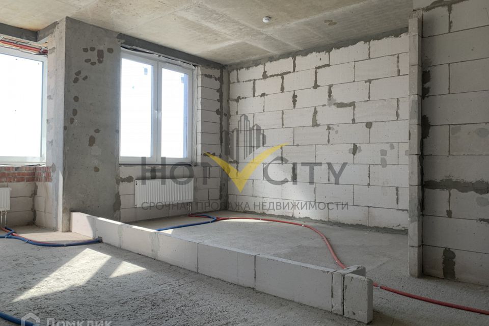 Продаётся 1-комнатная квартира, 39.64 м²
