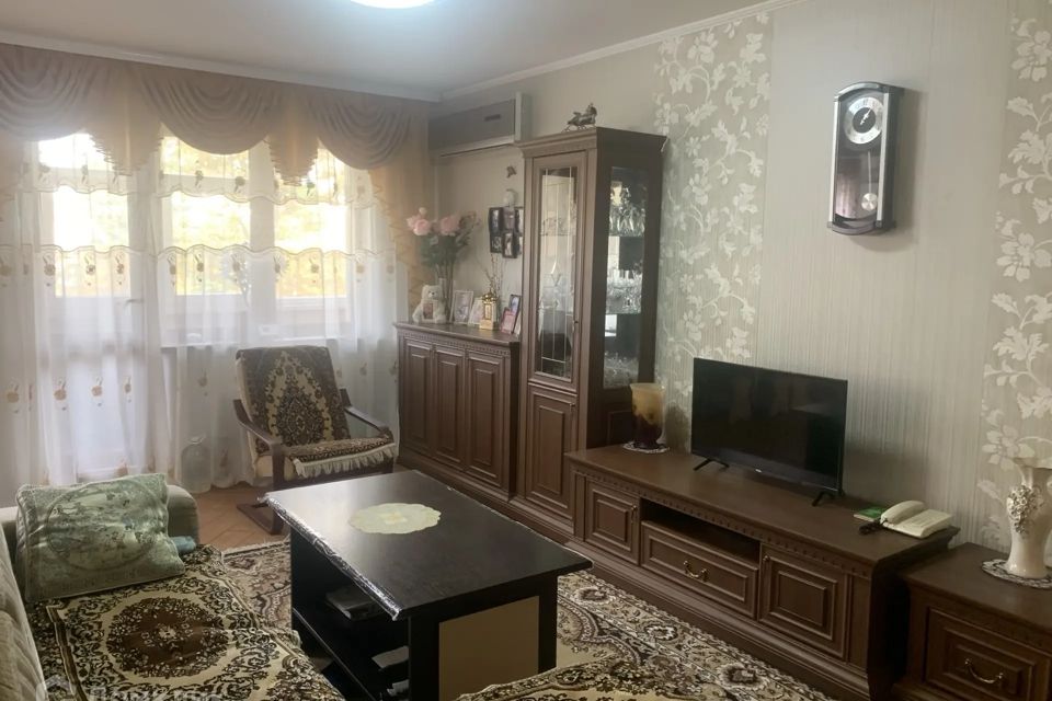 Продаётся 3-комнатная квартира, 58 м²