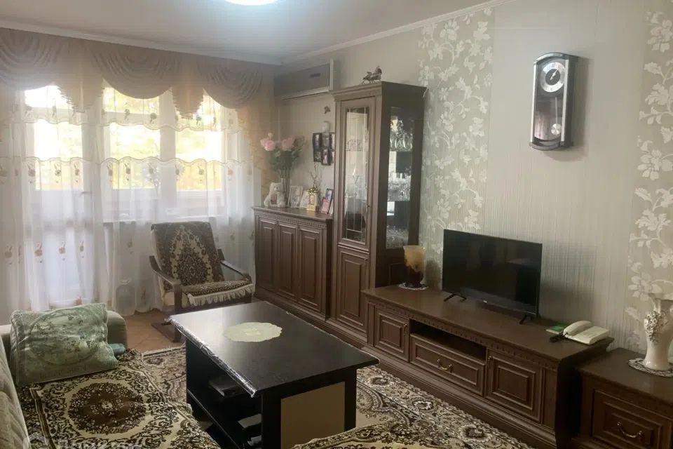 Продаётся 3-комнатная квартира, 58 м²