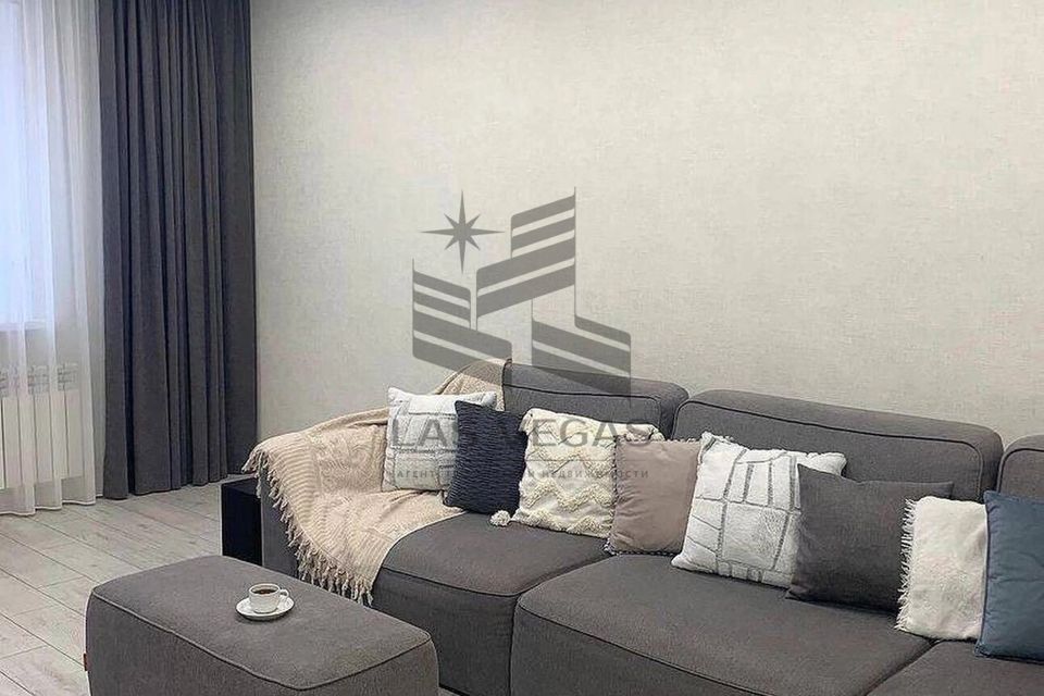 Сдаётся 1-комнатная квартира, 42 м²