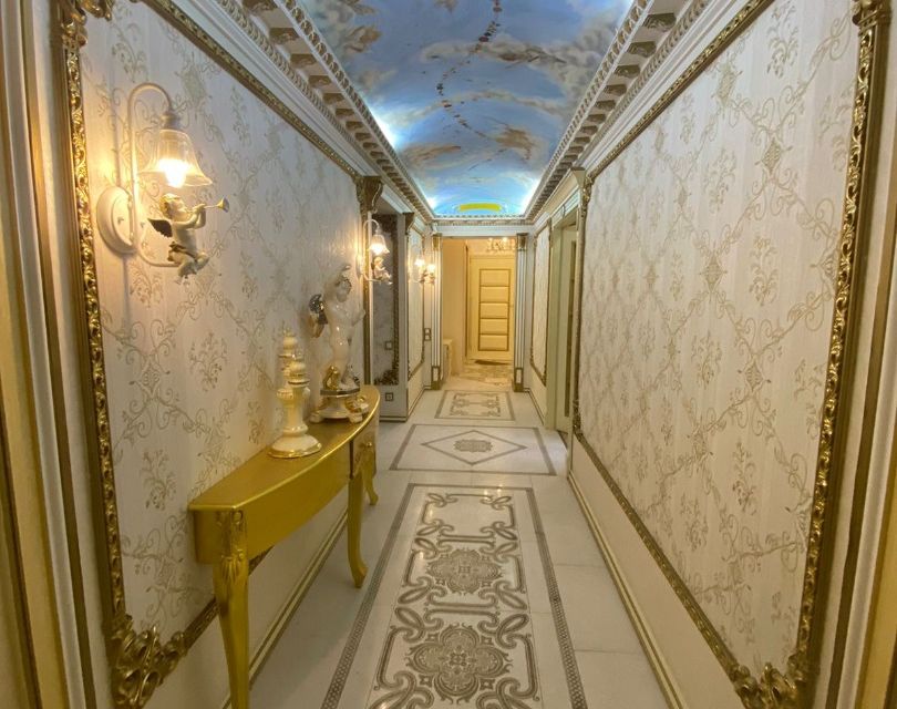 Продаётся 4-комнатная квартира, 170 м²