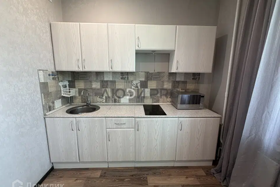 Продаётся 1-комнатная квартира, 38.2 м²