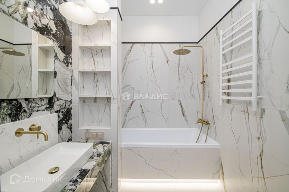 Продаётся 2-комнатная квартира, 66.6 м²