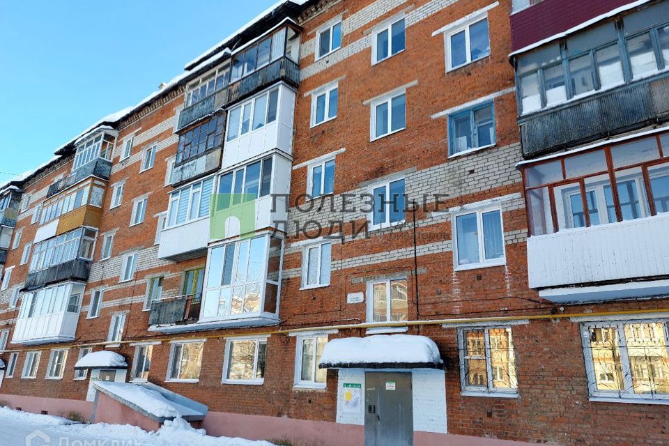 Продаётся 2-комнатная квартира, 42.7 м²