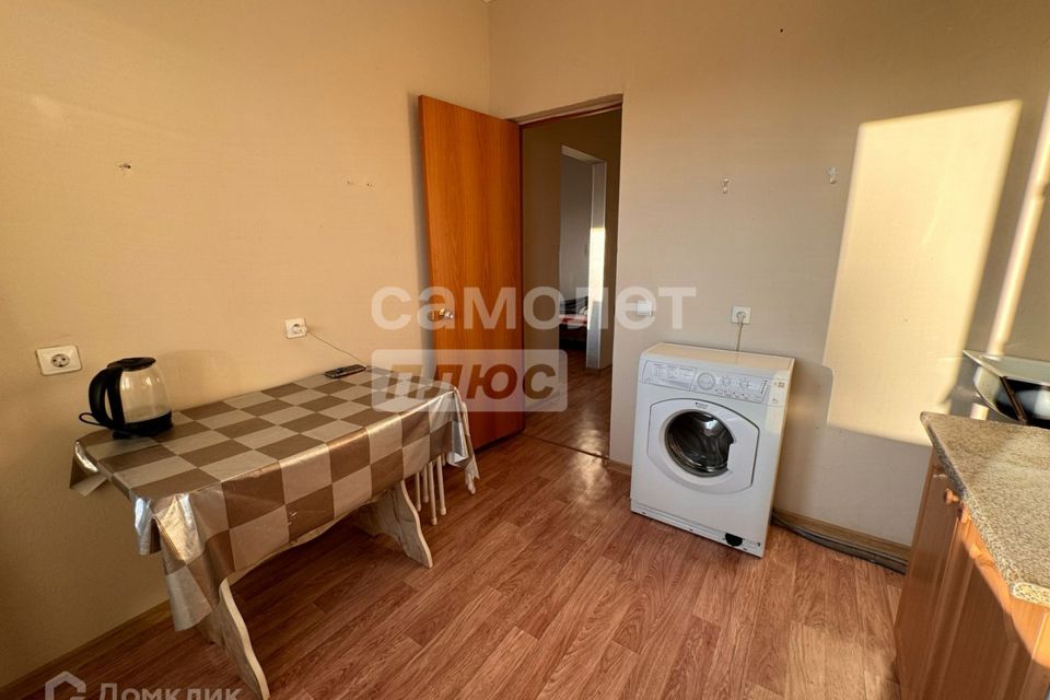 Продаётся 1-комнатная квартира, 35.9 м²